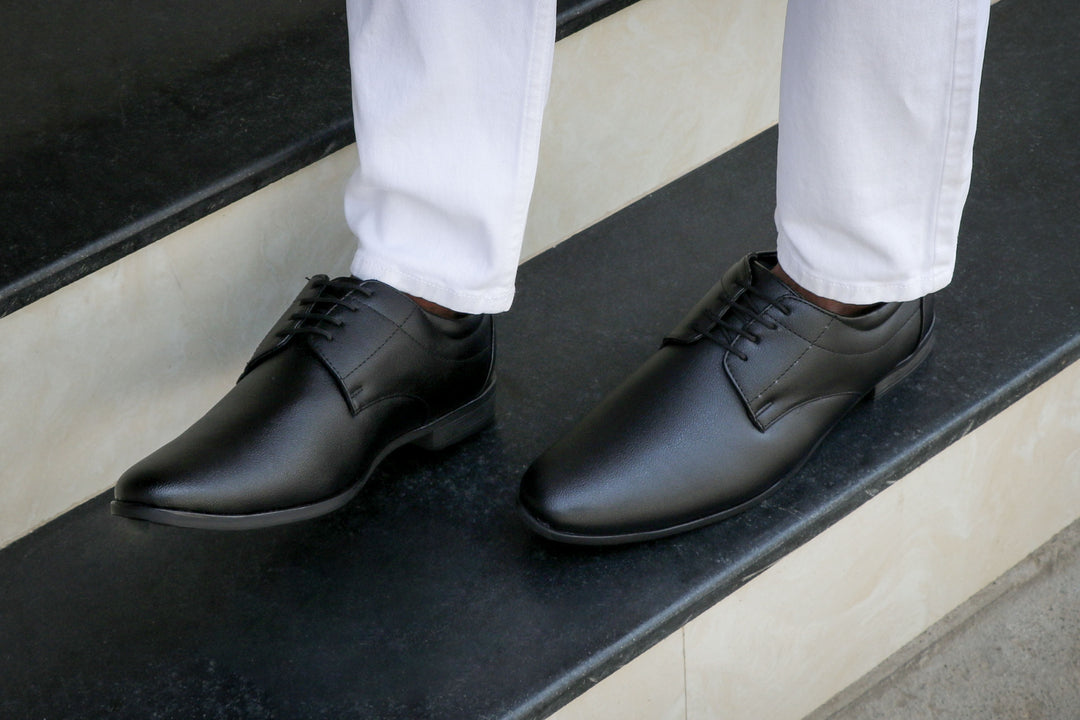 Men's Black Stylish Lace-Up Formal Shoe
