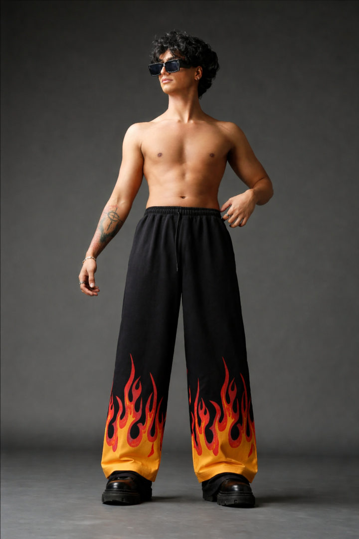 Men's Baggy Flame Print Sweatpants - Wide-Leg Joggers - Black
