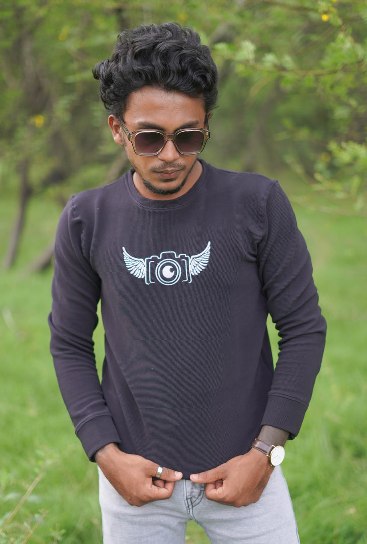 Full Sleeve Round Neck Mens CAMERA T-shirt Design in Black