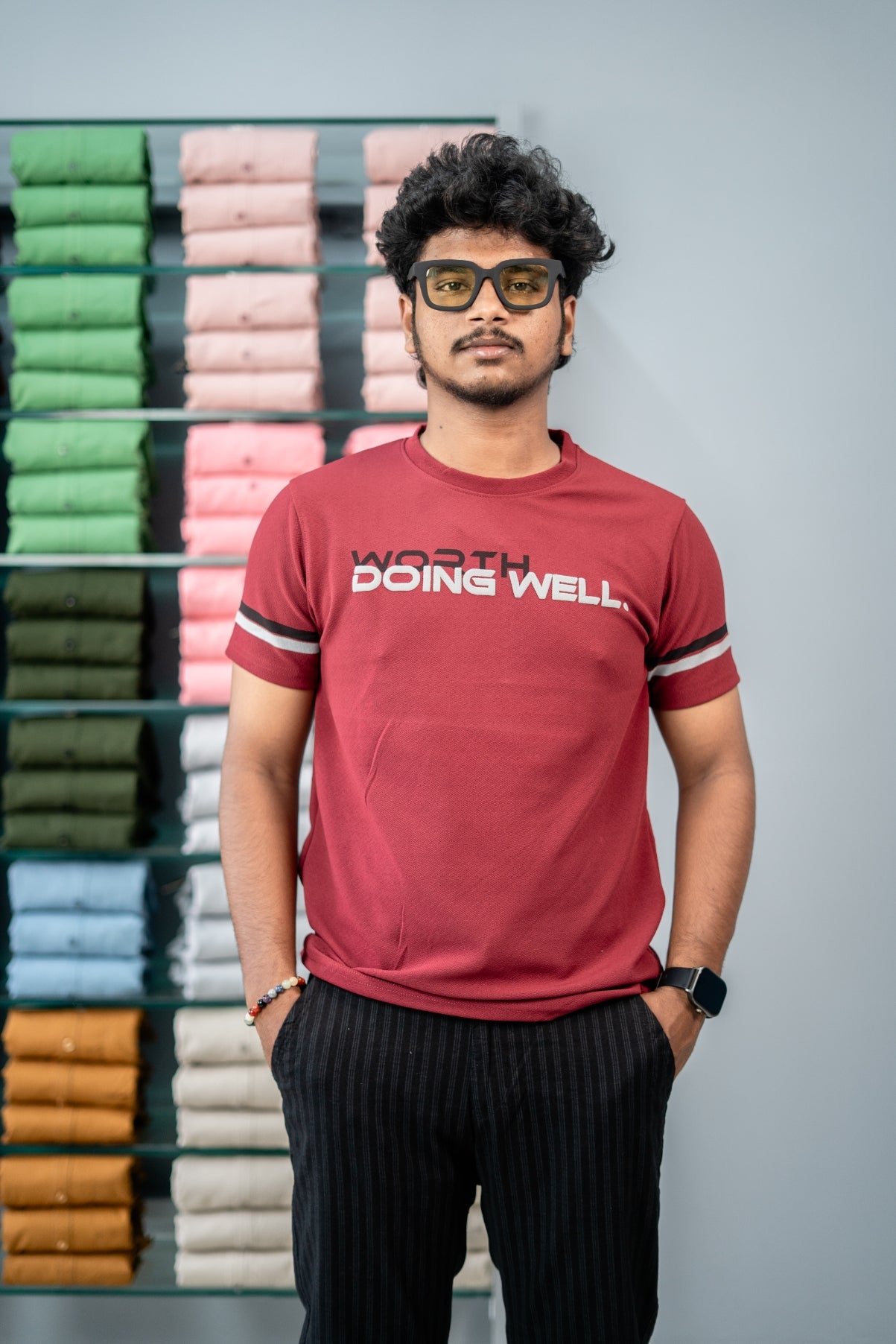 Short Sleeve Round Neck WORTH DOING WELL Printed Tshirt- Maroon