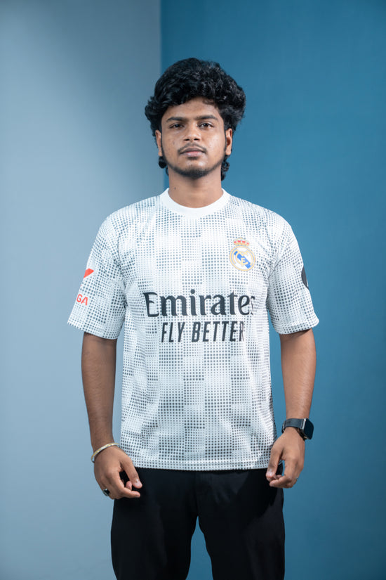 Five Sleeve Round Neck Emirates Printed Tshirt for men - White