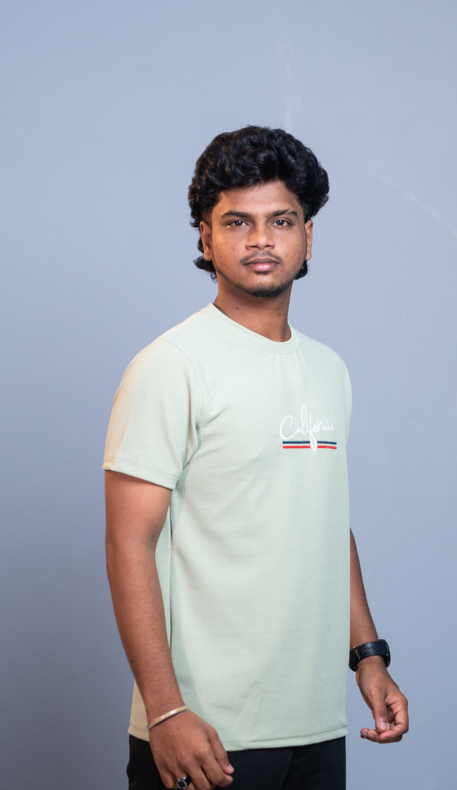 Half Sleeve Round Neck CALIFORNIA Printed Tshirt for Men - Pista Green