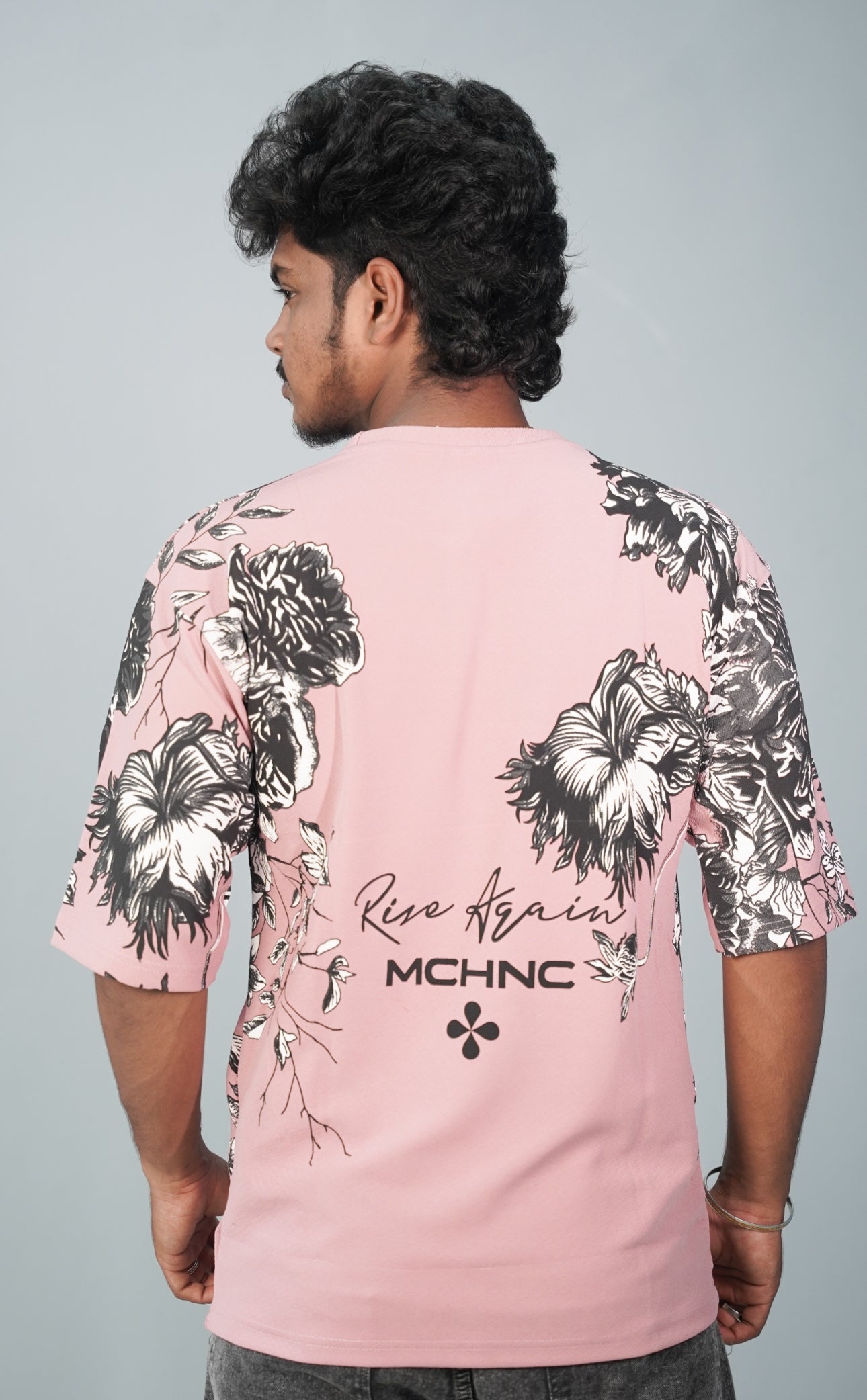 Five Sleeve Round Neck FLOWER Printed Mens Tshirt - Pink
