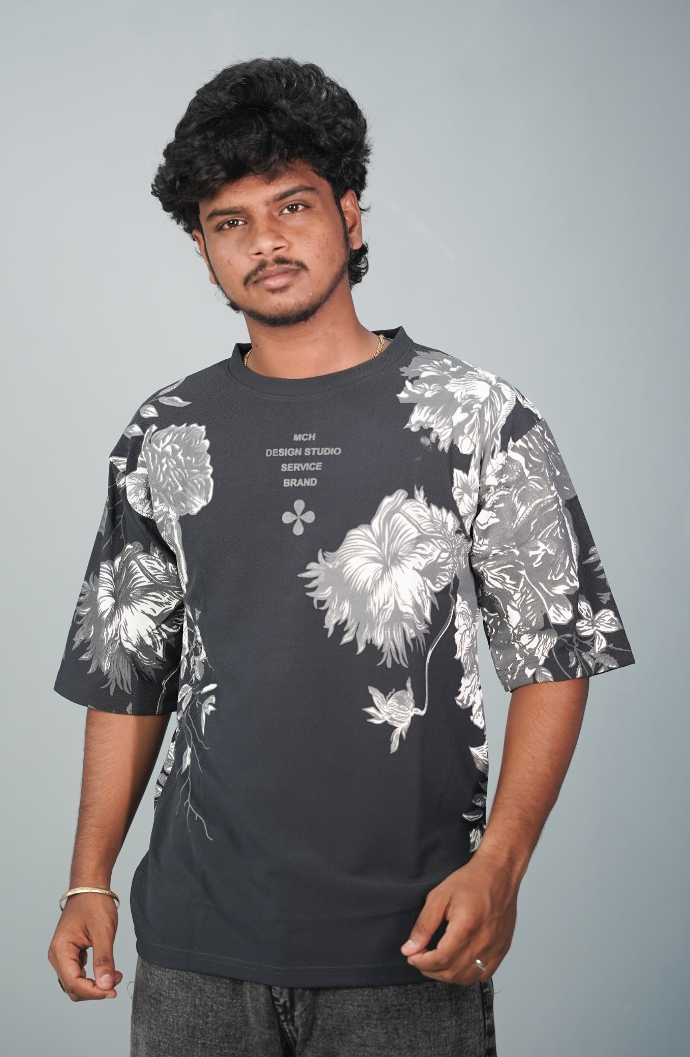Five Sleeve Round Neck FLOWER Printed Mens Tshirt -   Dark Blue