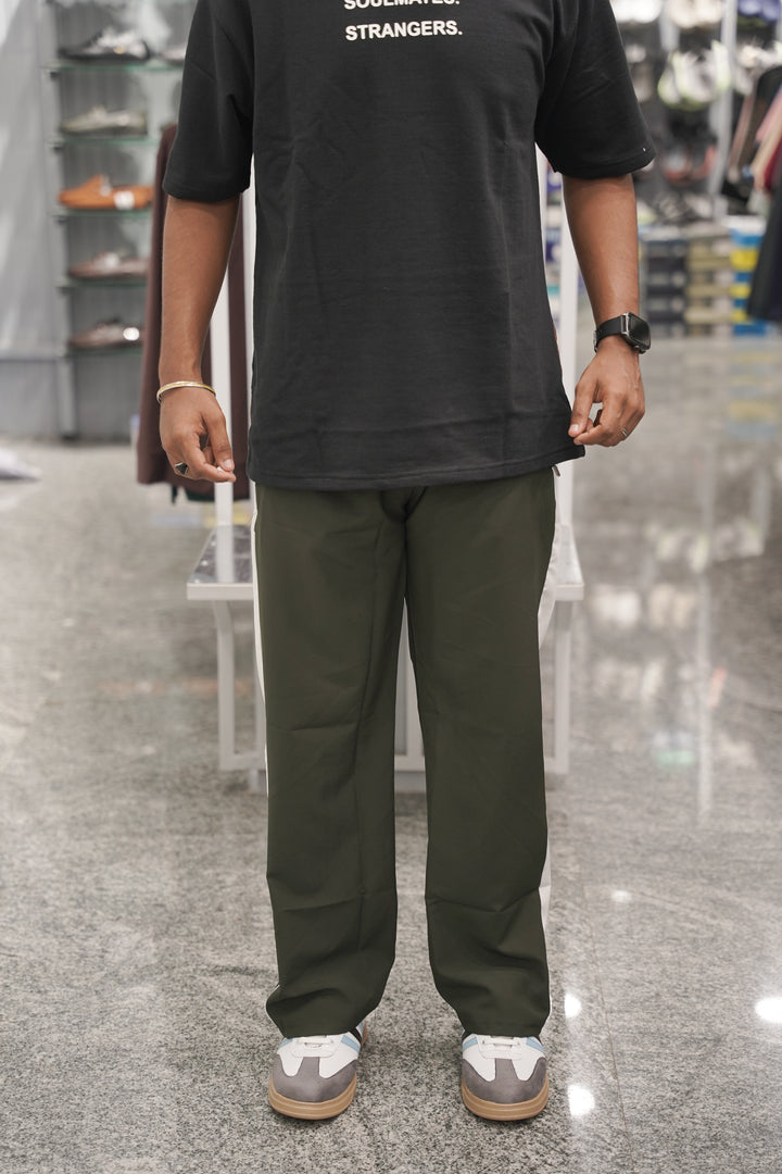 Men’s Street Baggy Pants with White Stripe - Mahendhi Green-7 Man
