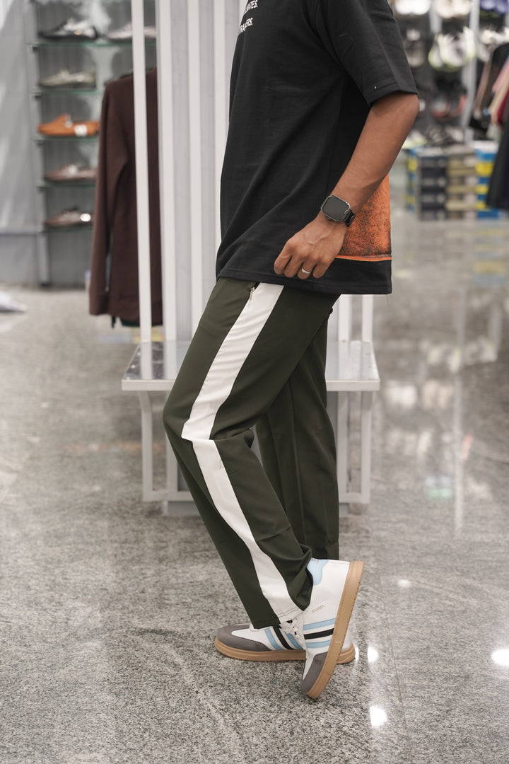 Men’s Street Baggy Pants with White Stripe - Mahendhi Green-7 Man