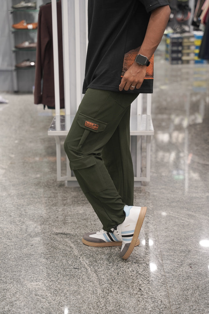 Buy Regular Wear Double Pocket Parachute Baggy Pant for Mens - Mahendhi Green-7 Man