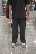 Load image into Gallery viewer, Buy Regular Wear Double Pocket Parachute Baggy Pant for Mens - Grey-7 Man
