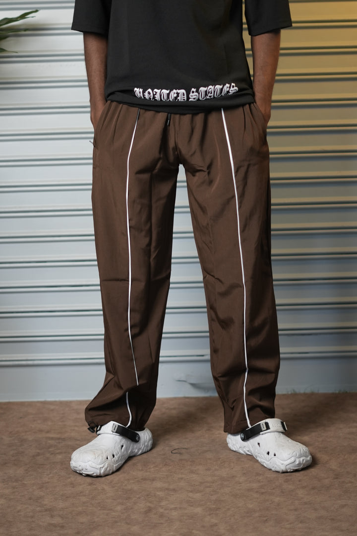 Men's Lightweight NS Parachute Baggy Track Pants - Brown