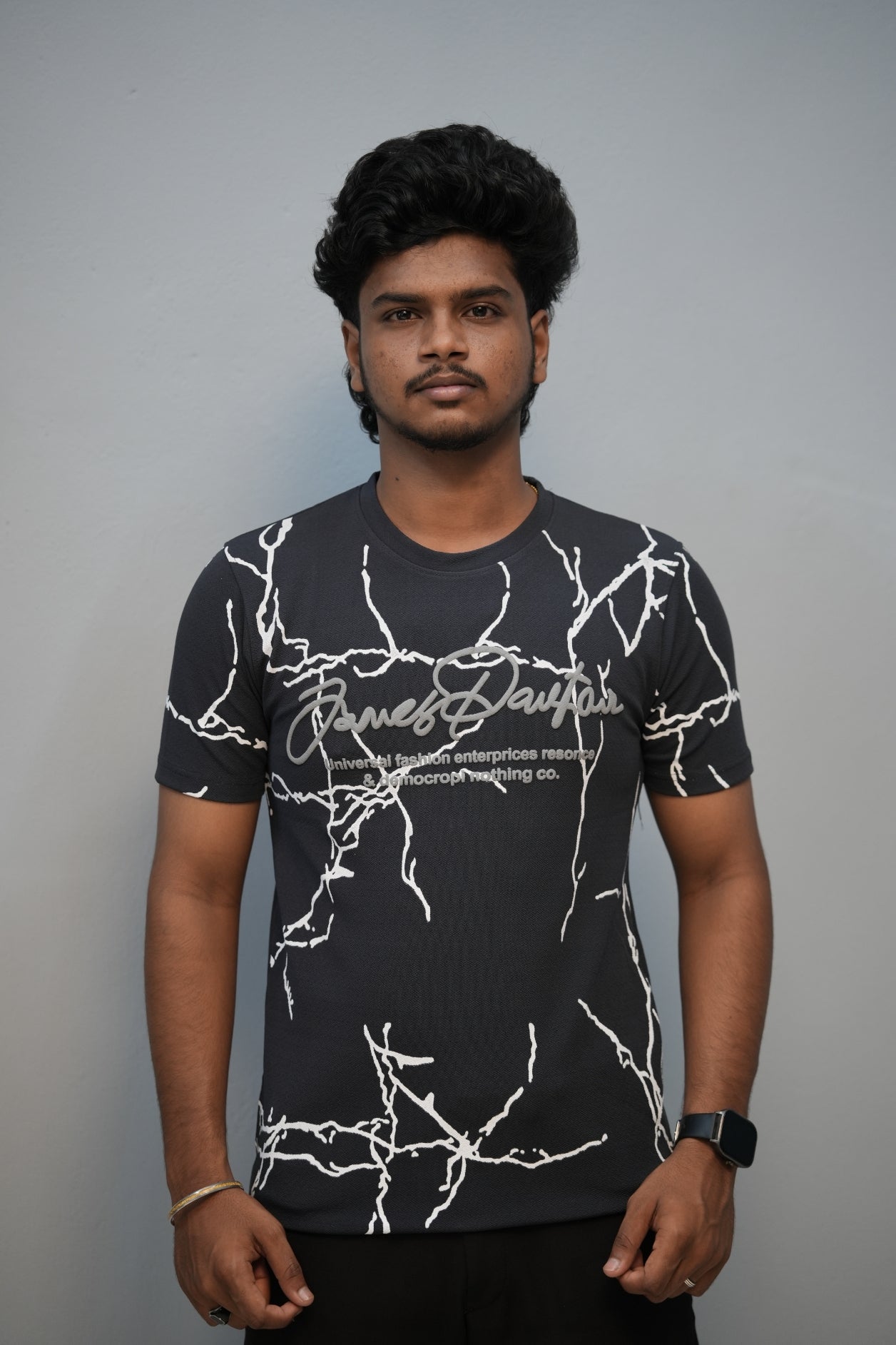 Men’s Graphic T-Shirt | Short Sleeve Round Neck Casual Fit - Grey