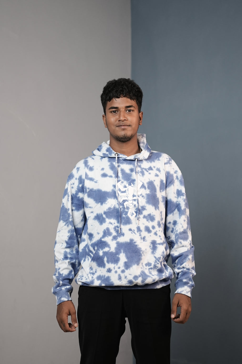 Men’s Full Sleeve Tie-Die Scorpio Printed Hoodie-Blue