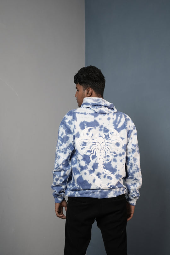 Men’s Full Sleeve Tie-Die Scorpio Printed Hoodie-White with Blue – alternate view – 7MAN India