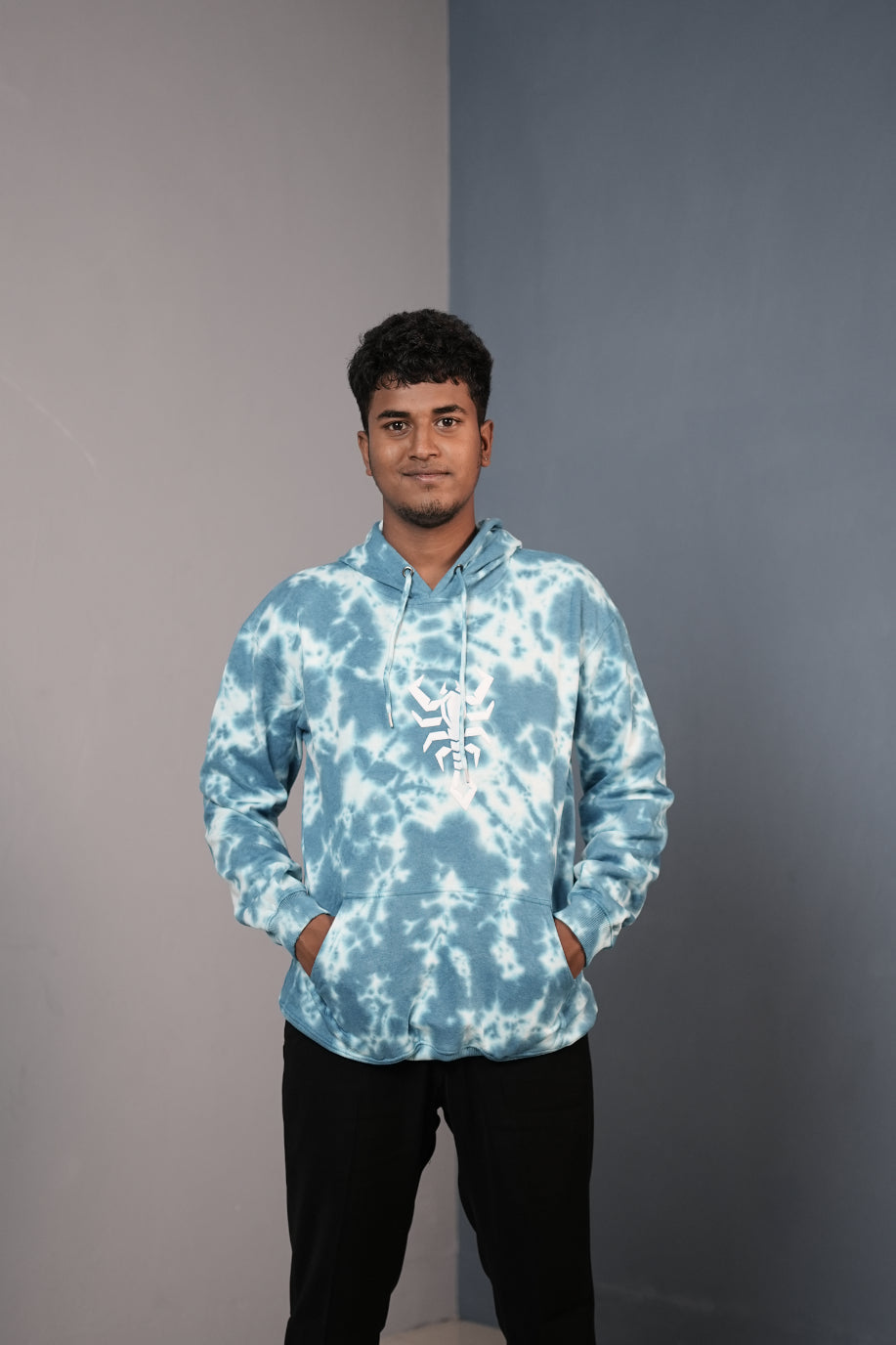 Men’s Full Sleeve Tie-Dye Scorpio Printed Hoodie-Light Blue