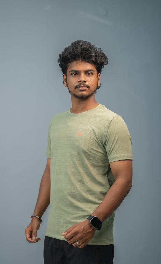 Stylish Men’s Short Sleeve Round Neck Plain T-Shirt - Pista Green – alternate view – 7MAN India