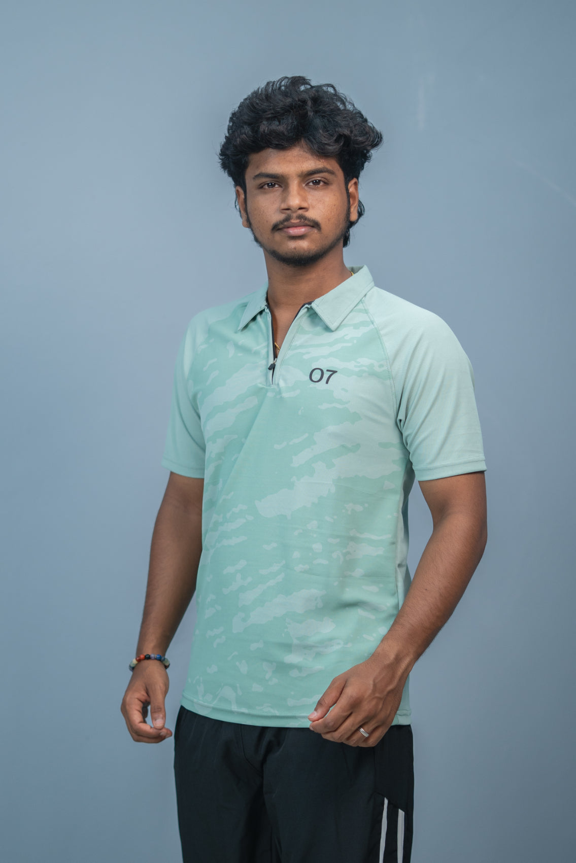 Mens Half Sleeve 07 Collar MILITARY Printed Round Neck Zipper T-Shirt - Pista Green