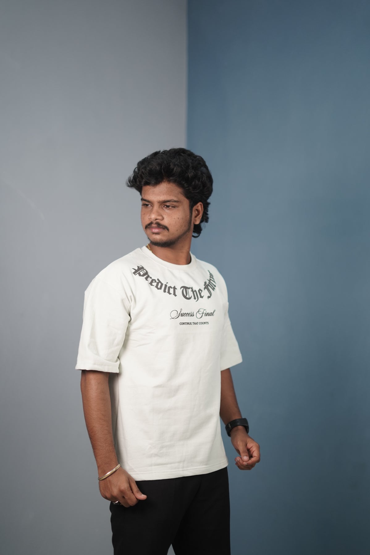 Mens Graphic Oversized T‑Shirt | Streetwear PREDICT THE FUTURE  Print Tee - White