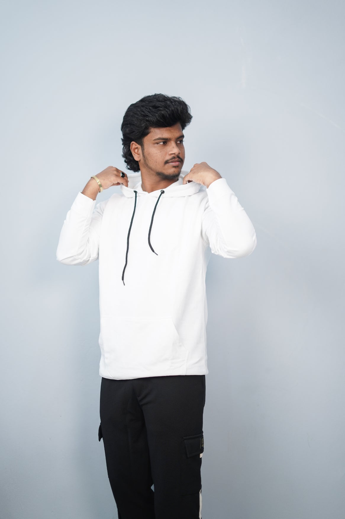 Unisex Full Sleeve Plain Pocket Hoodie | Oversized Winter Wear - White