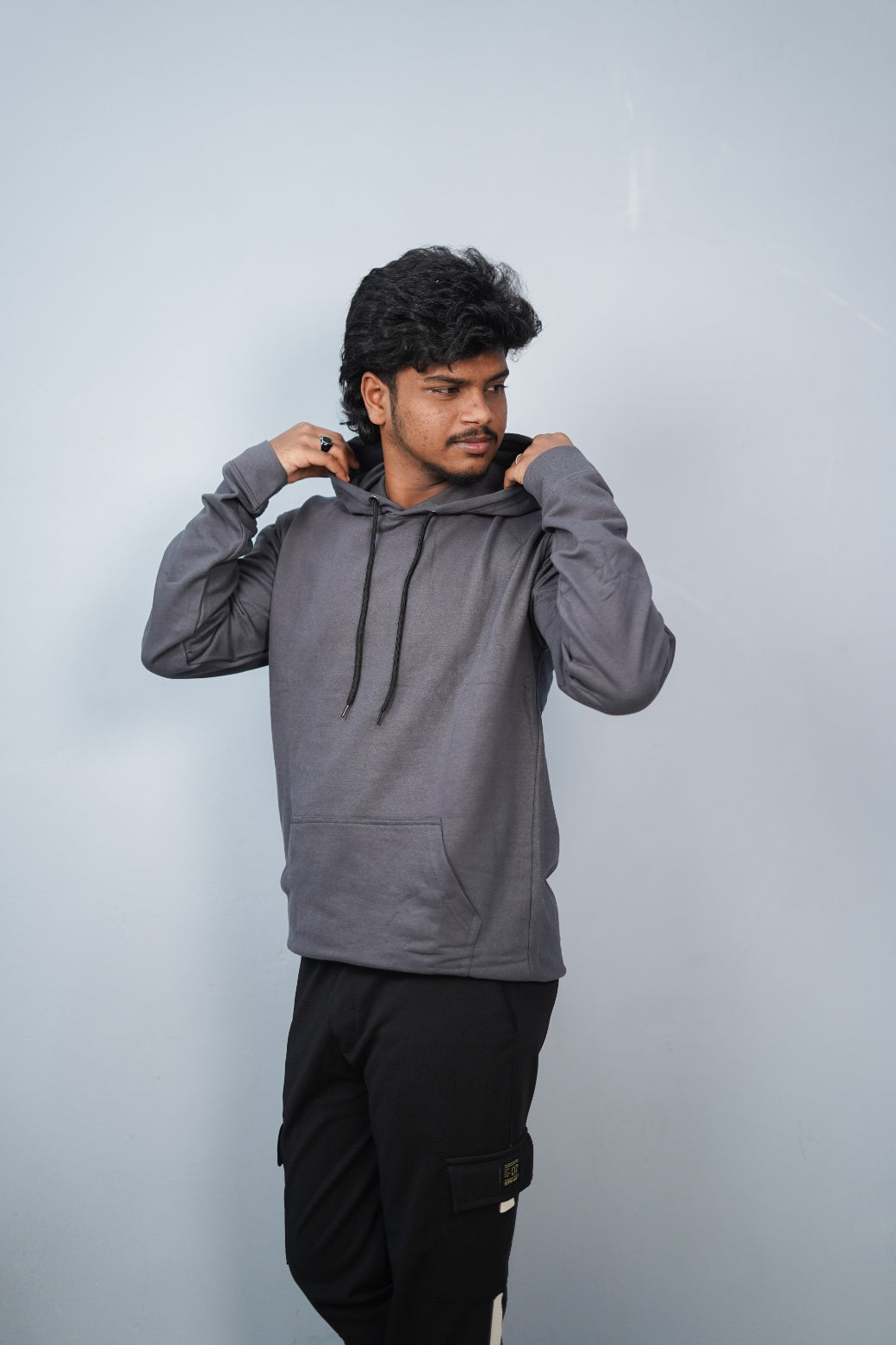 Unisex Full Sleeve Plain Pocket Hoodie | Oversized Winter Wear - Grey