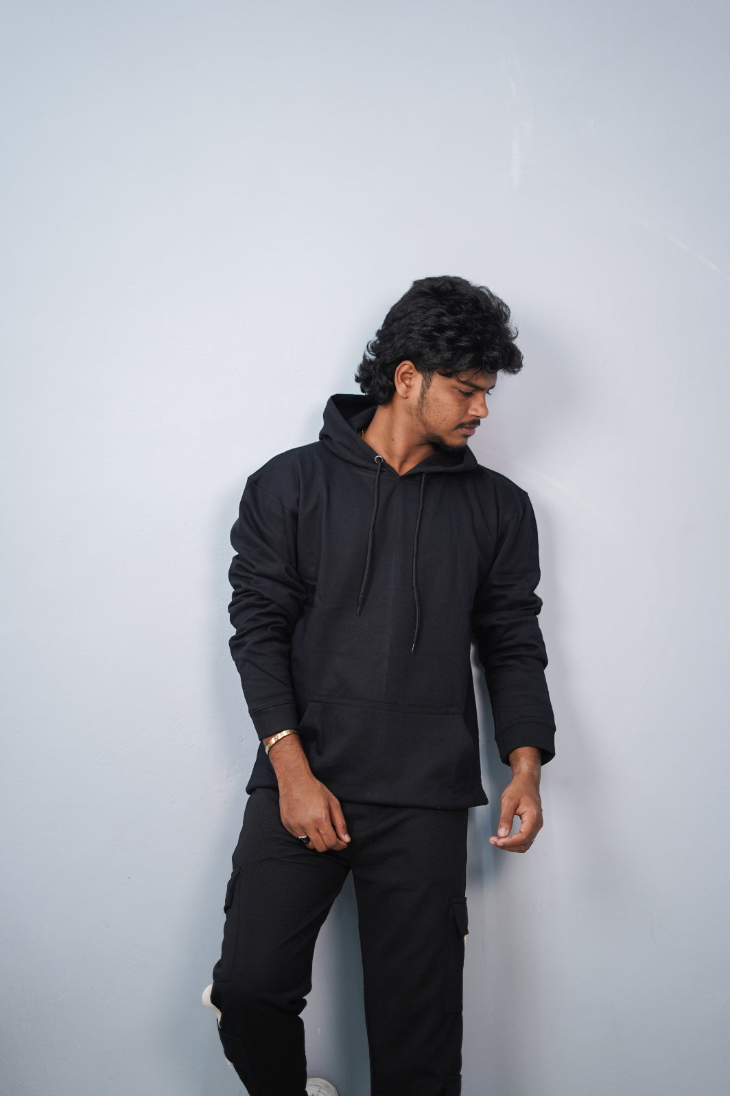 Unisex Full Sleeve Plain Pocket Hoodie | Oversized Winter Wear - Black