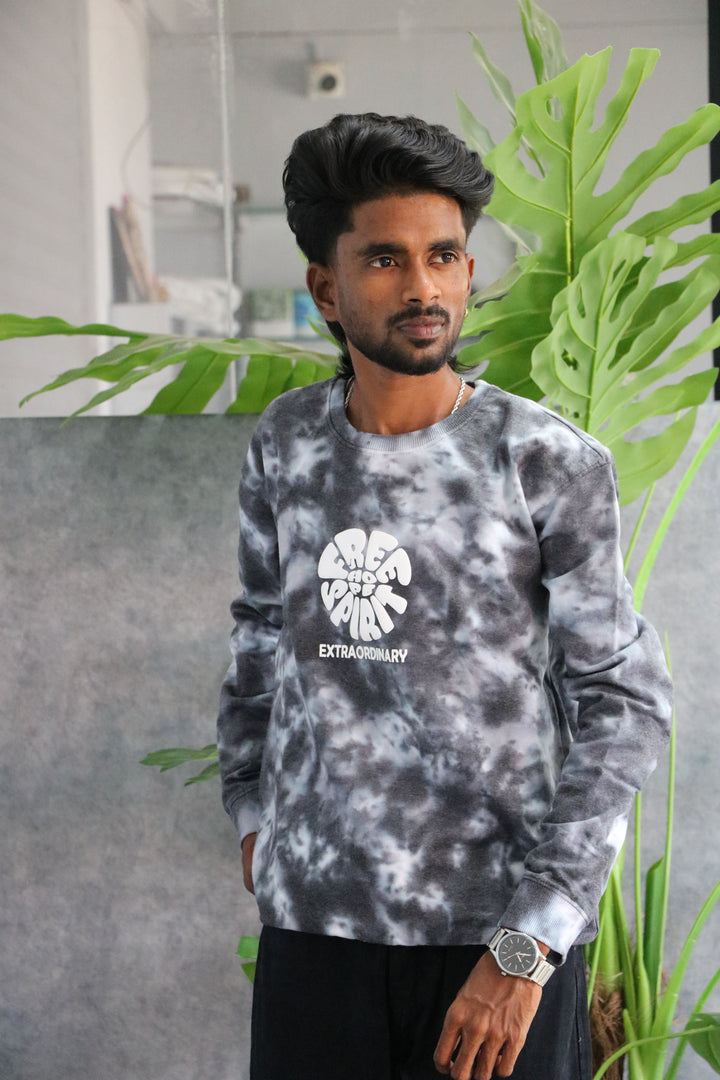 Men's FREE SPIRIT Graphic Crewneck Sweatshirt | Tie Dye Casual Wear - Dark Blue