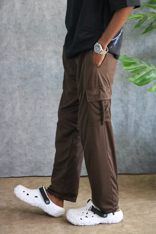 Men's Wide-Leg Textured Cargo Pants with Drawstring-Brown – alternate view – 7MAN India
