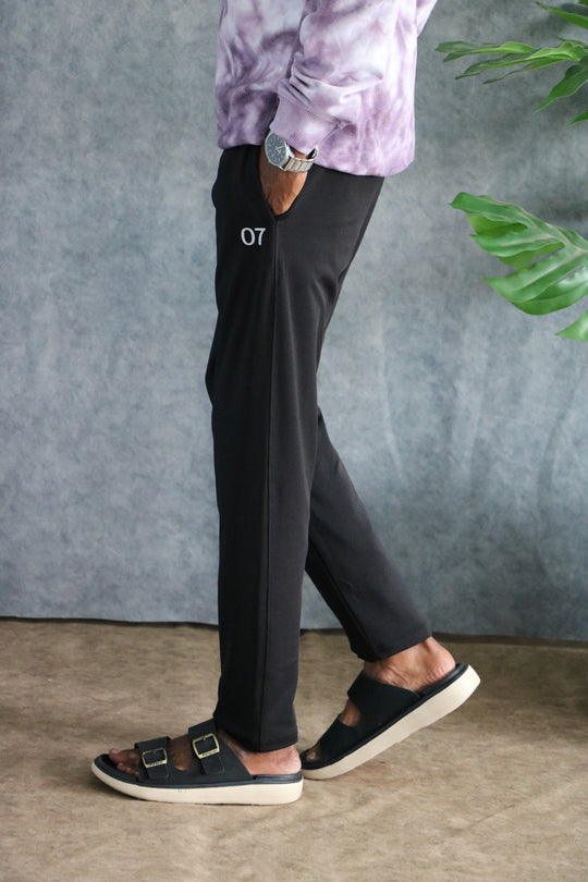 ATTRACTIVE MEN'S GRAPE TRACK PANT-BLACK – alternate view – 7MAN India