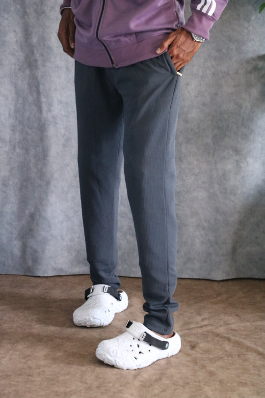 ATTRACTIVE MEN'S POPCORN TRACK PANT-DARK GREY – alternate view – 7MAN India