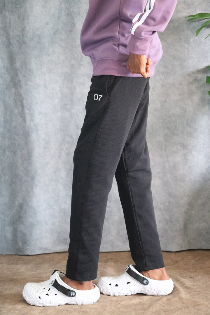 ATTRACTIVE MEN'S POPCORN TRACK PANT-BLACK