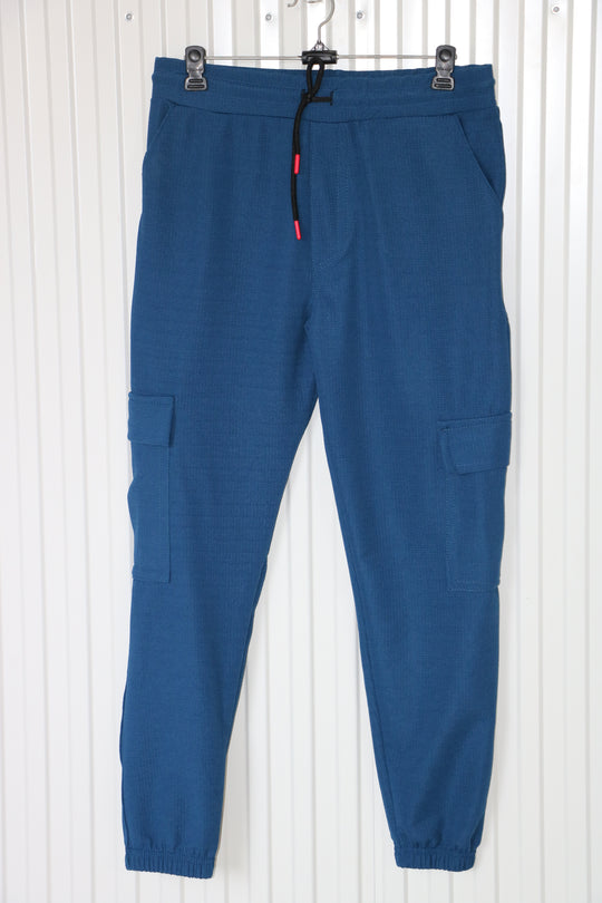 ATTRACTIVE MEN'S POPCORN CARGO TRACK PANT- PETROL BLUE – alternate view – 7MAN India