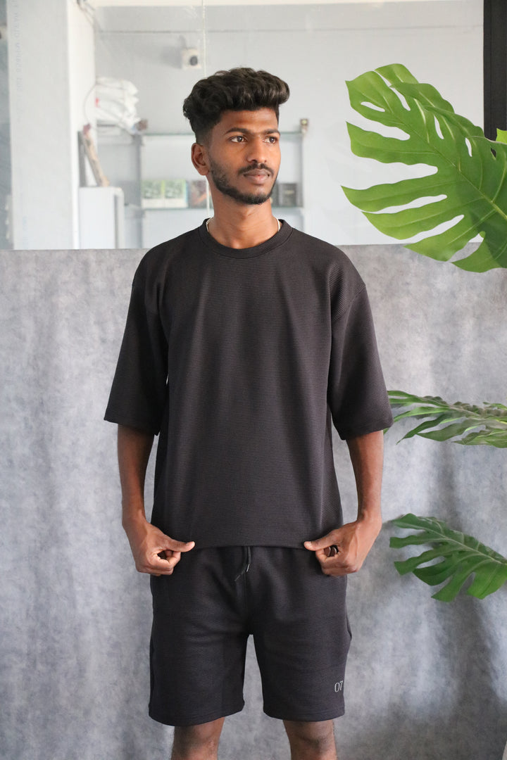 Men's Textured Oversized T-Shirt & Shorts Co-ord Set - Black