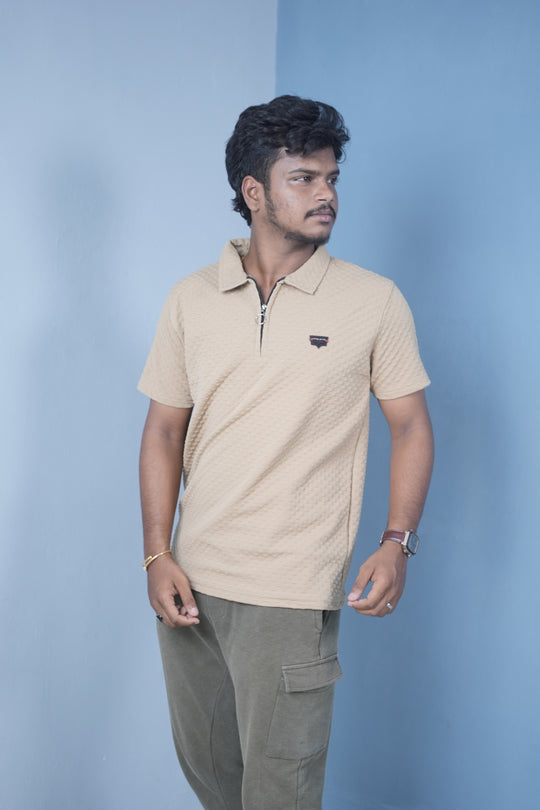 Men’s Short Sleeve Polo T-Shirt – Textured Zip Collar Trendy Tee Mini box-Sandal – alternate view – 7MAN India