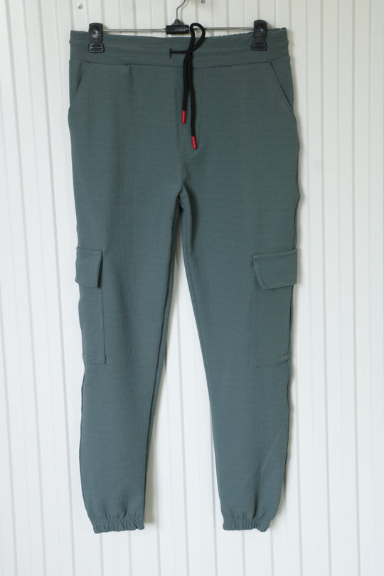 ATTRACTIVE MEN'S POPCORN CARGO TRACK PANT- OLIVE GREEN – alternate view – 7MAN India