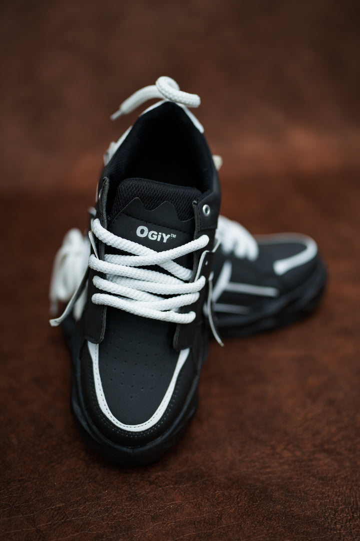 Everyday Wear Black High-Top Sneakers for Men-7 Man