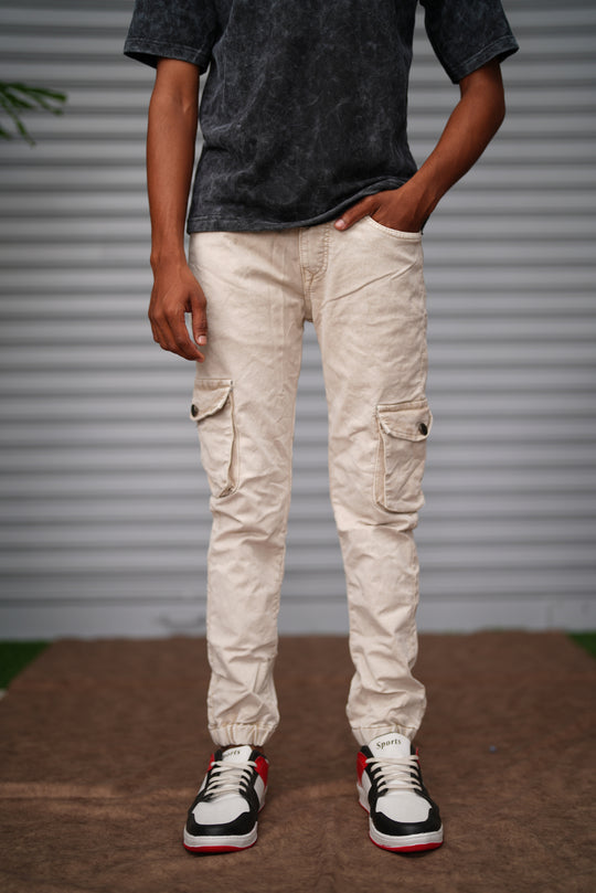 Men's Cargo Jogger Jeans | Premium Stretch Slim Fit Cargo Pants - Sand Beige – alternate view – 7MAN India