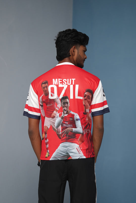 Five Sleeve Round-Neck Fly Emirates Printed Tshirt for men - Red