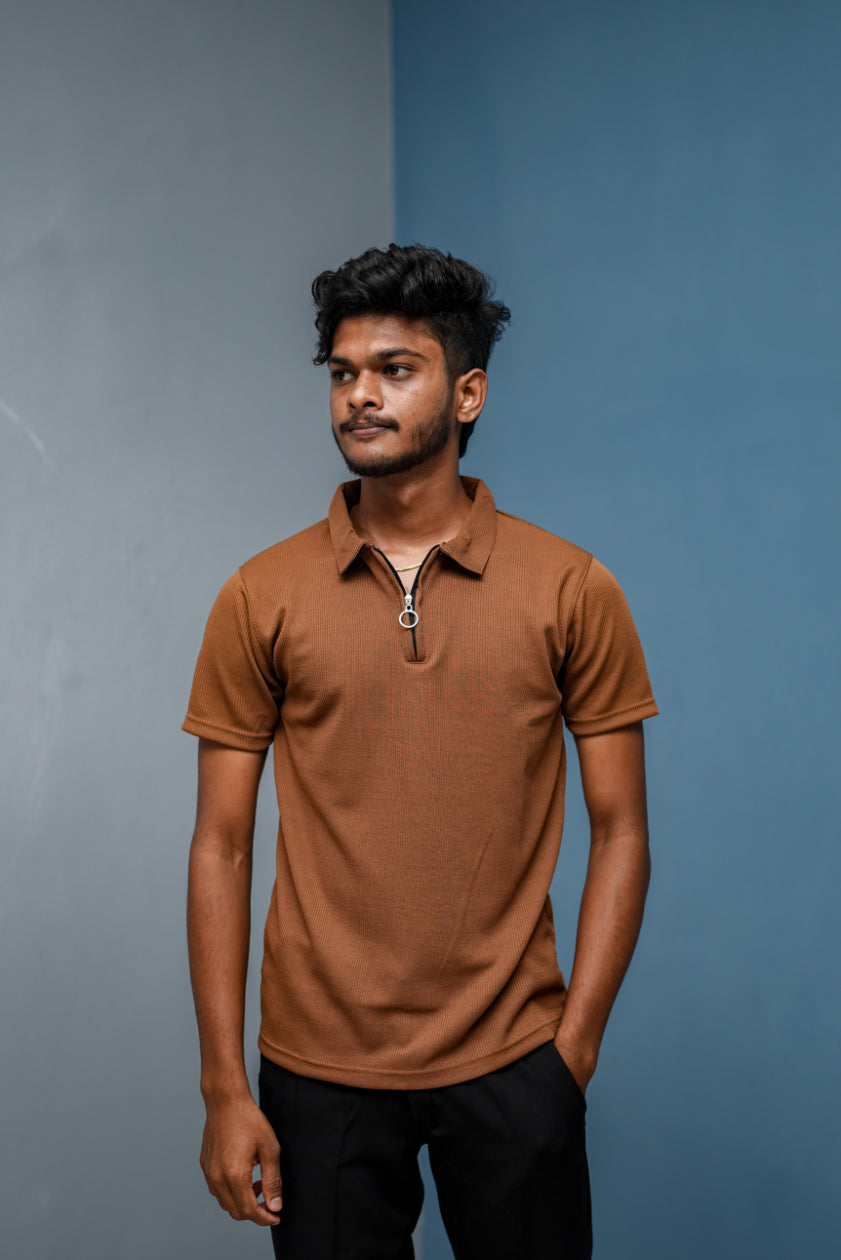 Korean Style Men's Short Sleeve MARIO RIB T-Shirt with Zipper Collar - Brown