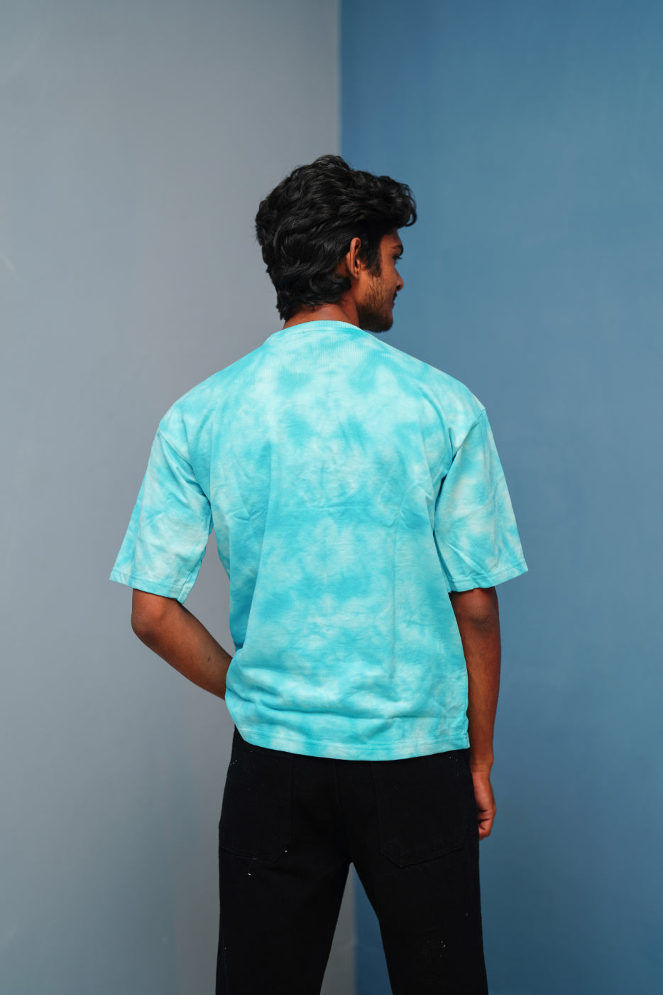 Men’s Tie-Dye Oversized T-Shirt  Trending Streetwear Style - Ice Blue