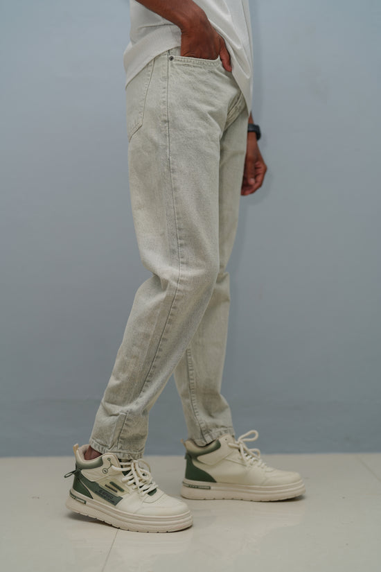Mom Fit Jeans for Men | Stylish Relaxed Fit Denim Pants - Half White