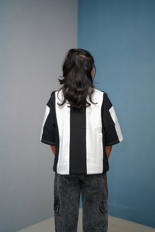 Unisex Five Sleeve Round Neck Vertical Striped Cuttens Tshirt-Black – alternate view – 7MAN India