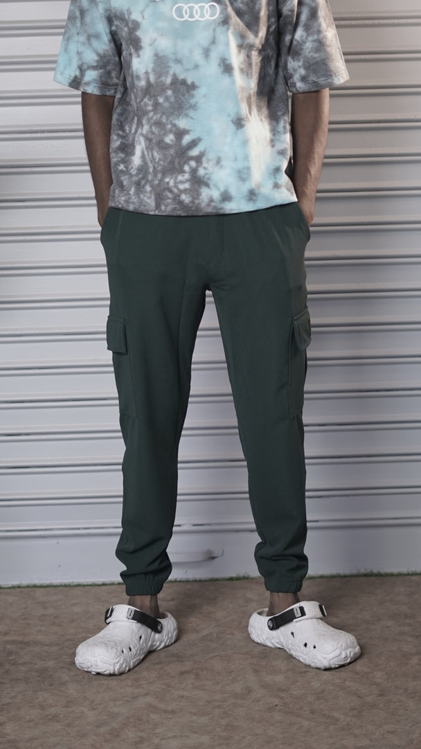 Regular Fit Men's Ottoman Cargo Track Pant - Bottle green