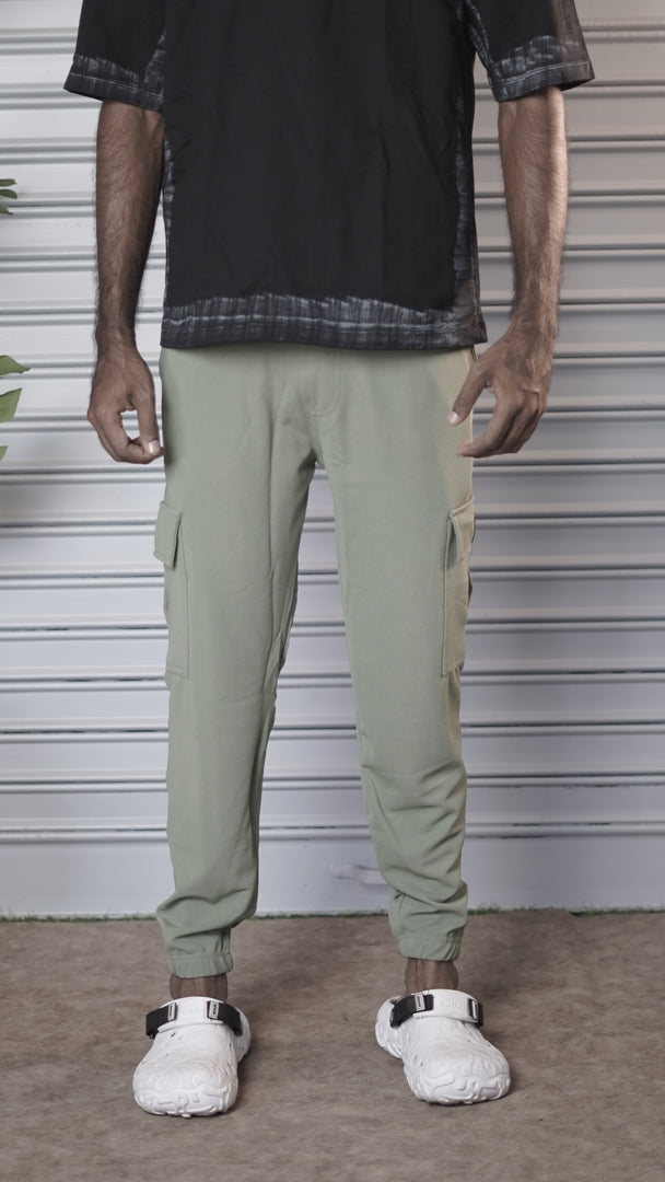 Regular Fit Men's Ottoman Cargo Track Pant - Pistha Green