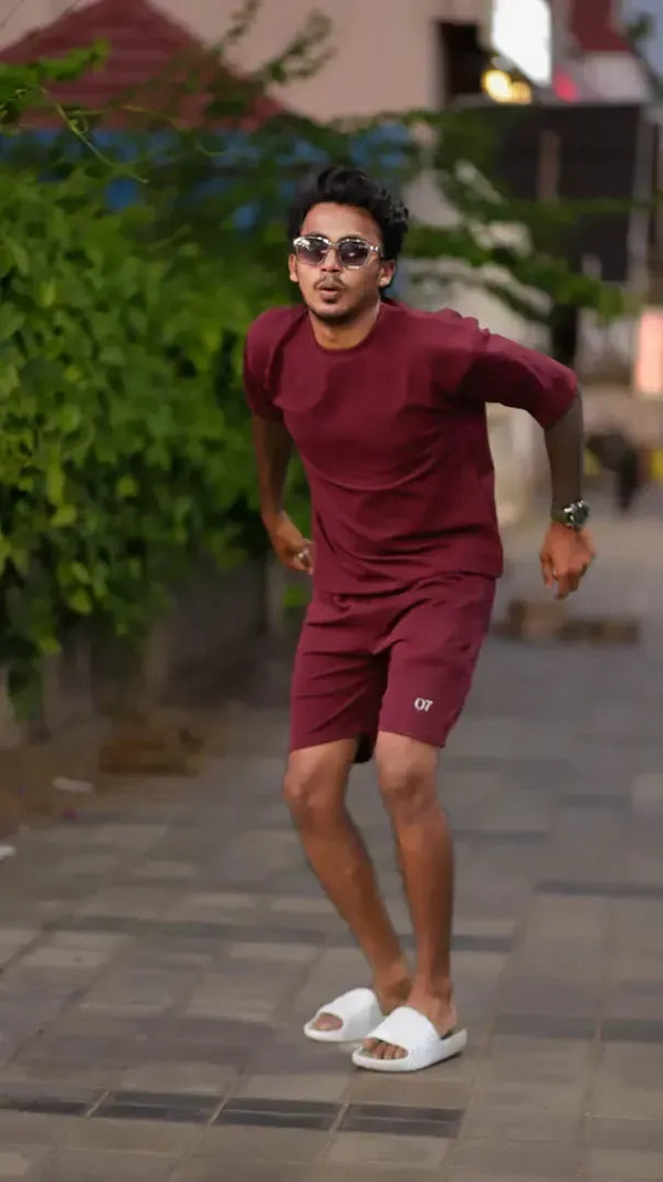 COLOURFUL CO-ORD SETS T-SHIRT AND SHORTS -MAROON