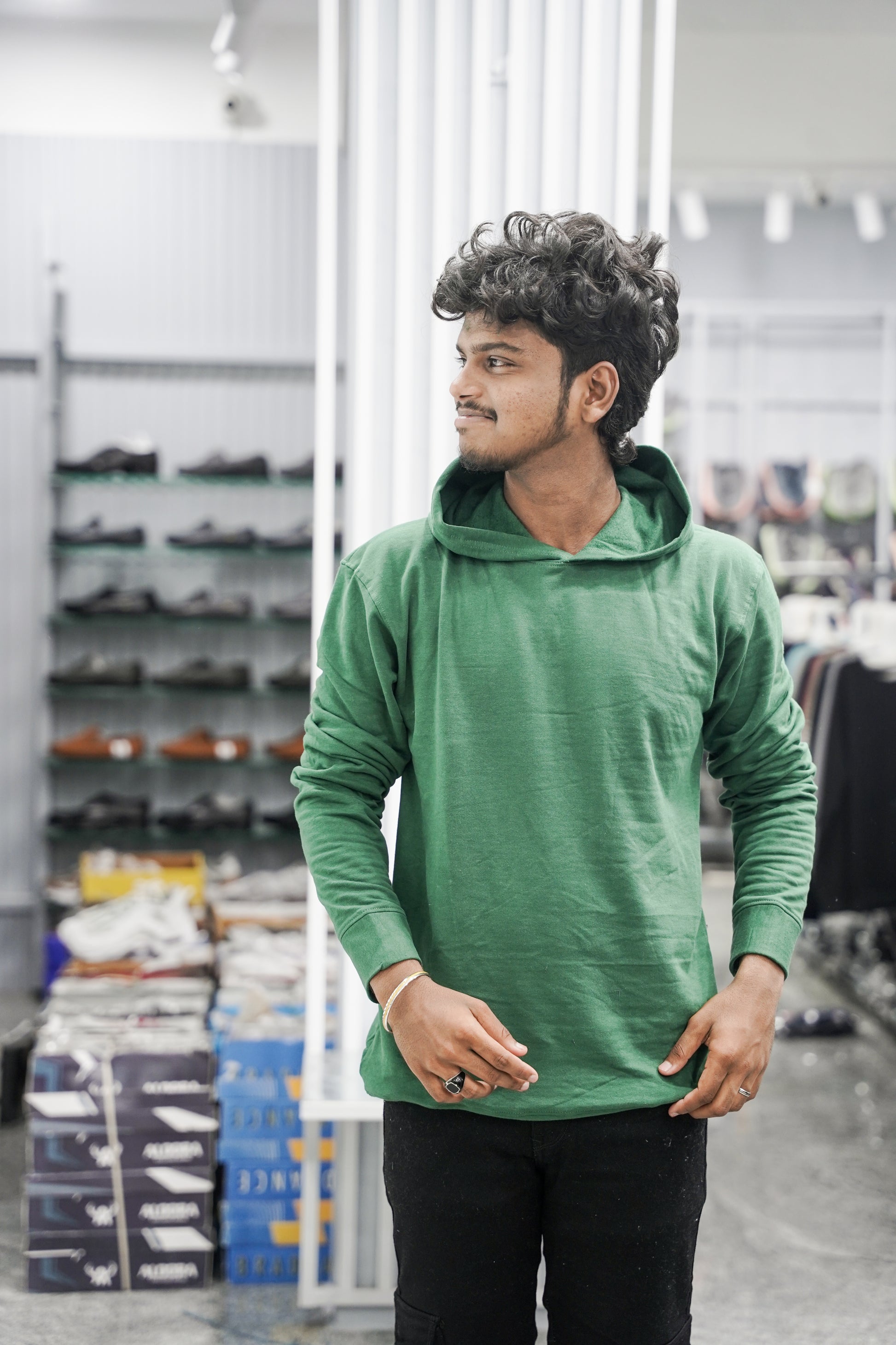 Mens Full Sleeve Plain Sweatshirts & Hoodies - Green