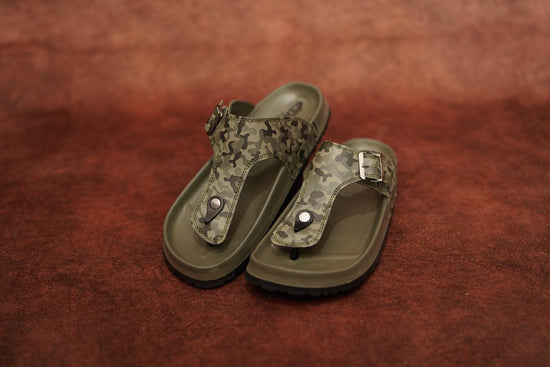 Men’s Green Camouflage Buckle Sandals – Trendy & Durable Footwear-7 Man