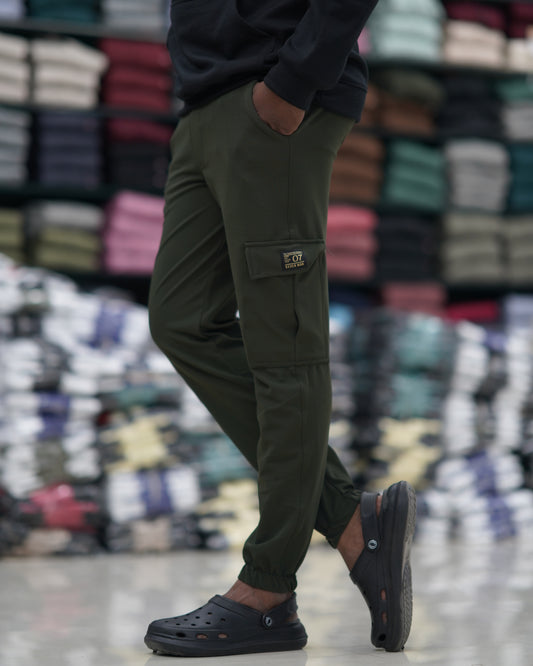 Men's Stylish Regular Fit Cargo Pant - MEHANDHI GREEN-7 Man