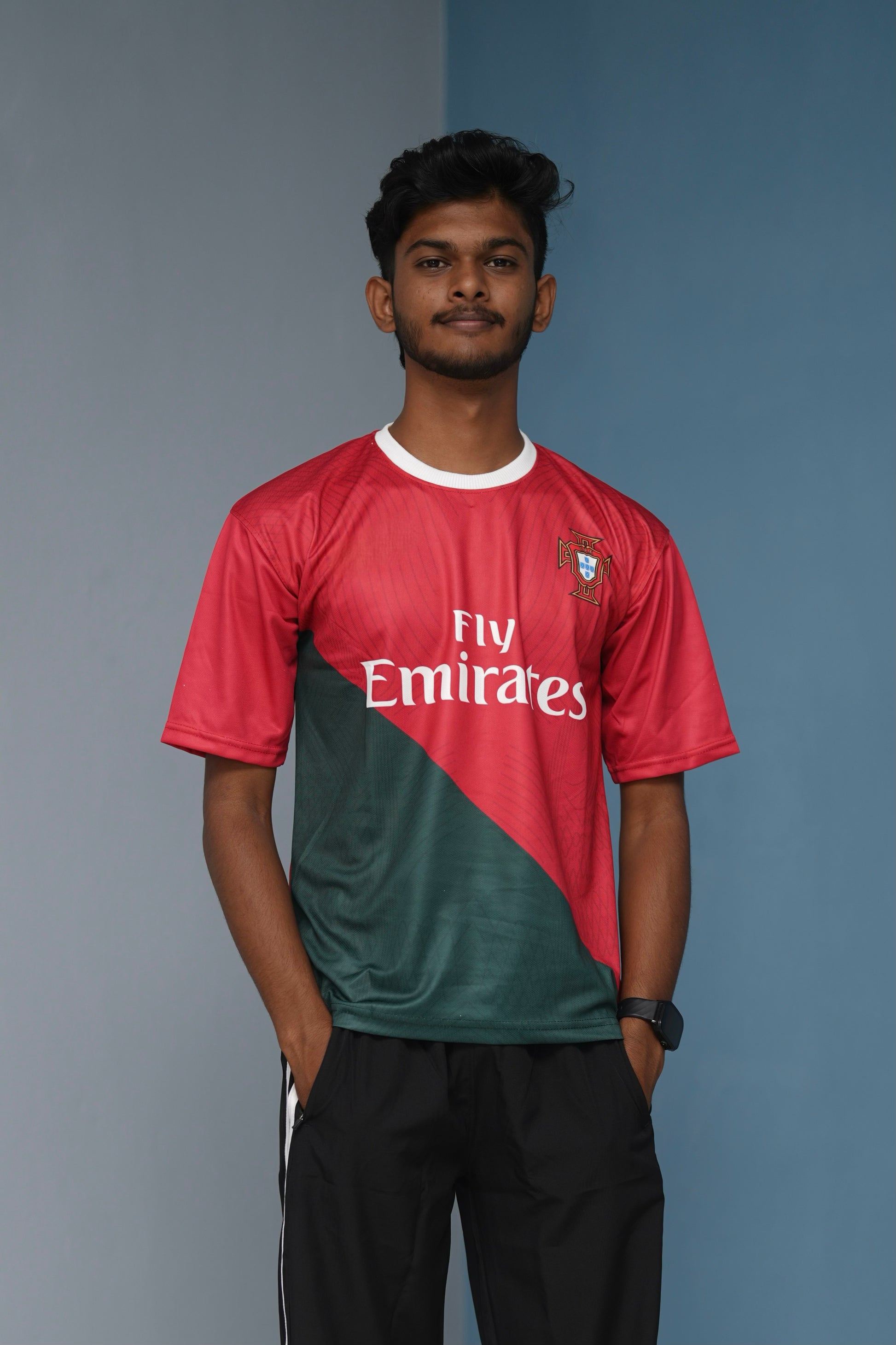 Five Sleeve Round-Neck Fly Emirates Printed Tshirt for men - Red With Green
