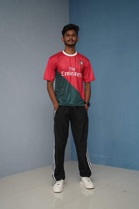 Five Sleeve Round-Neck Fly Emirates Printed Tshirt for men - Red With Green