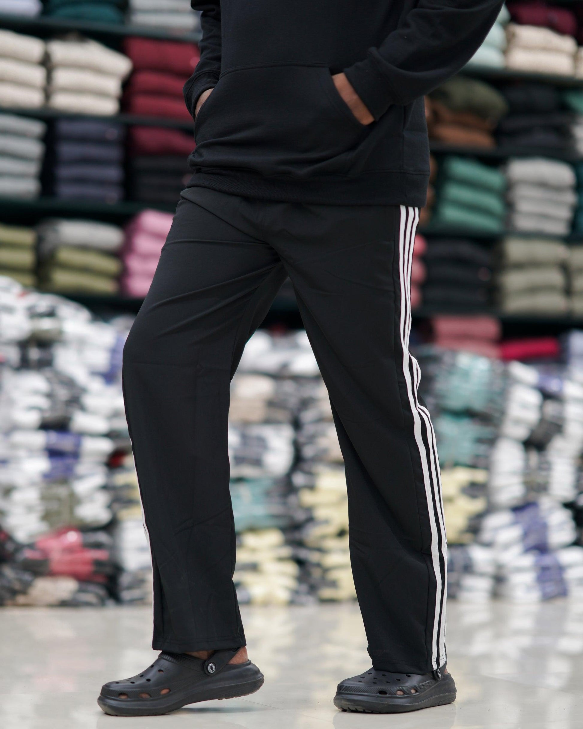 Regular Wear Triple Stripe Mens Street Baggy Pant - Black